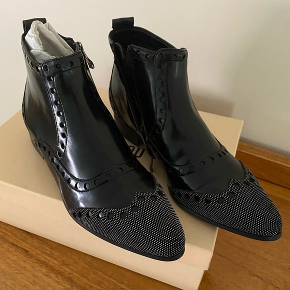 Bibi Lou | Shoes | Brand New Bibi Lou Leather Zip Up Ankle Boots | Poshmark